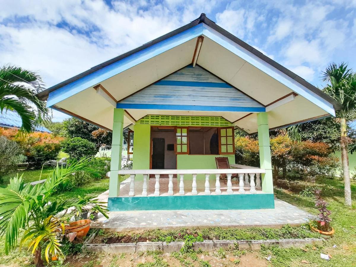T And T House (Adults Only) Hotell Koh Phayam Exteriör bild