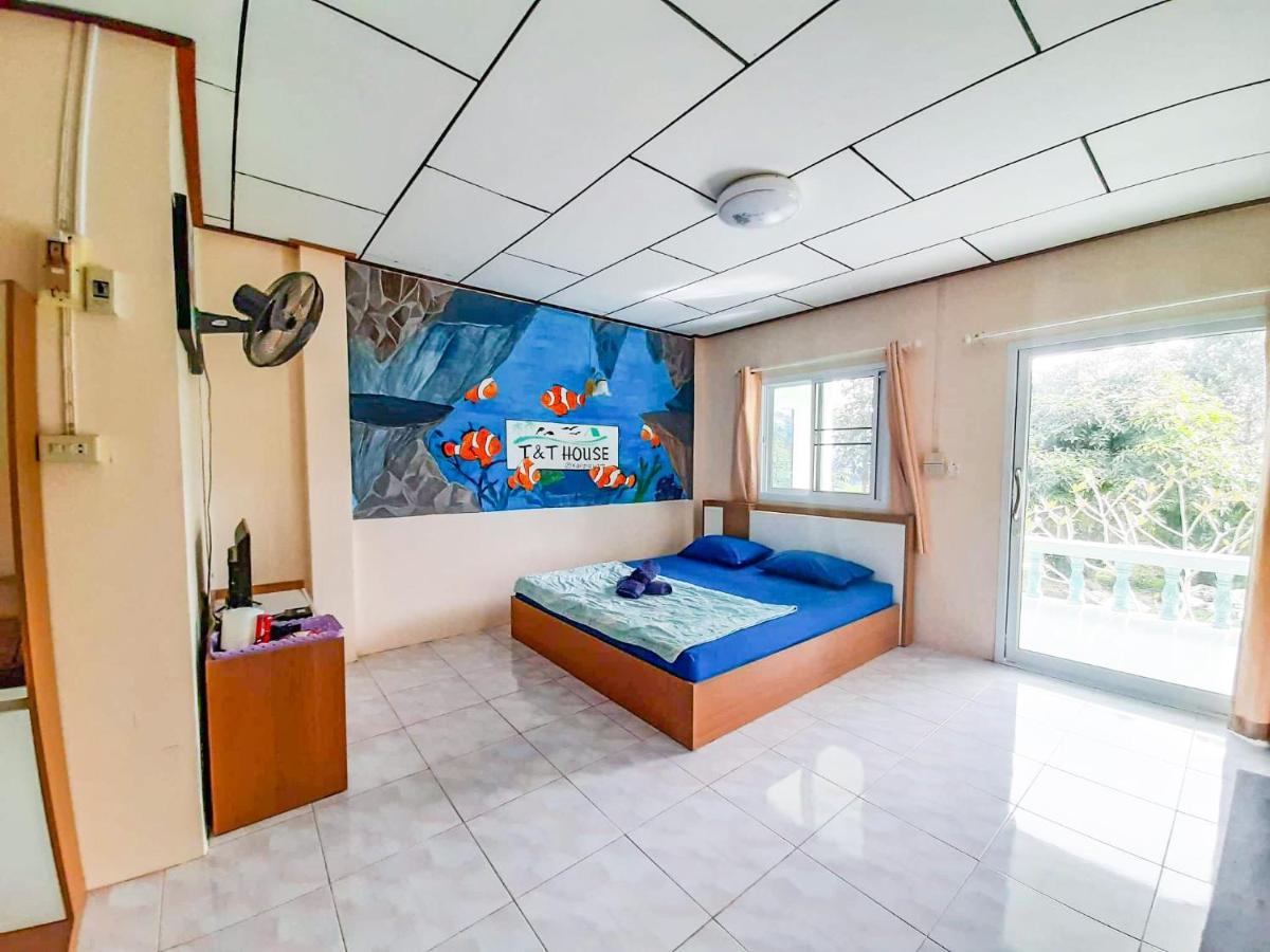 T And T House (Adults Only) Hotell Koh Phayam Exteriör bild