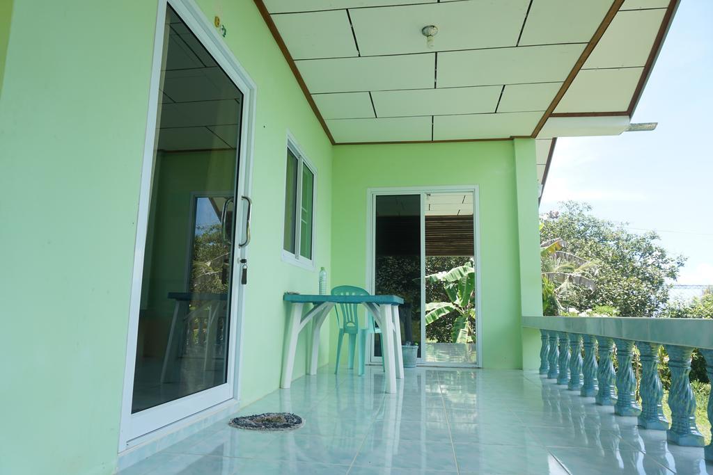T And T House (Adults Only) Hotell Koh Phayam Exteriör bild