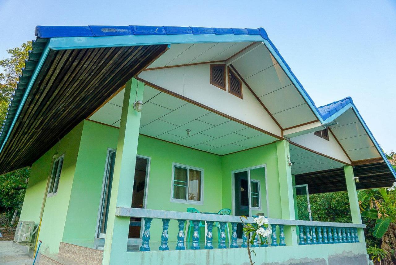 T And T House (Adults Only) Hotell Koh Phayam Exteriör bild